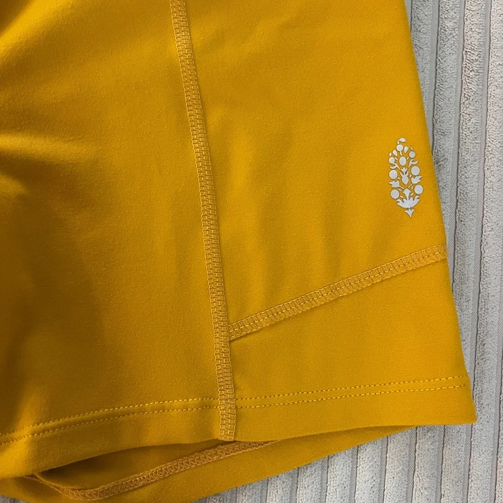 Free People Movement Odessa Honeycomb Mango bike trail running short XS